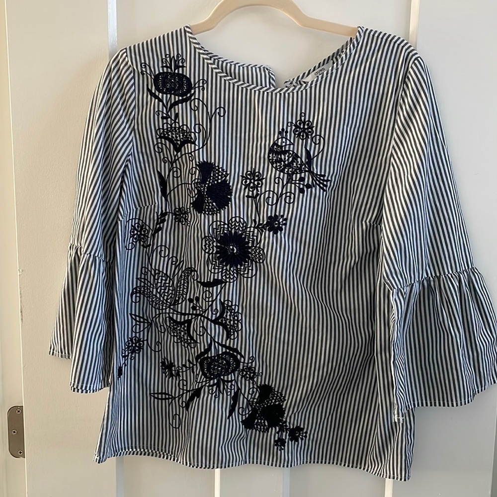 Crown and Ivy blouse